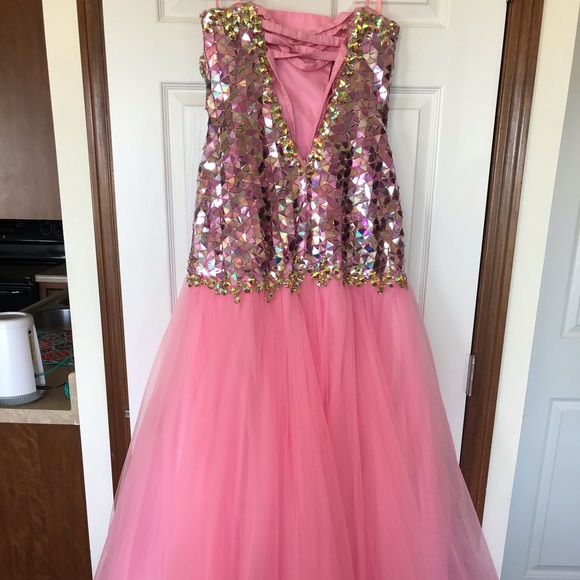Stacey's Strapless Pink Prom Dress - Picture 6 of 10